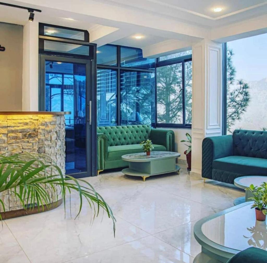 Appartement Mountain Height Kasauli Extérieur photo